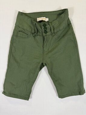 Buzz Jean Woman’s Olive Flat-Front Stretch Shorts